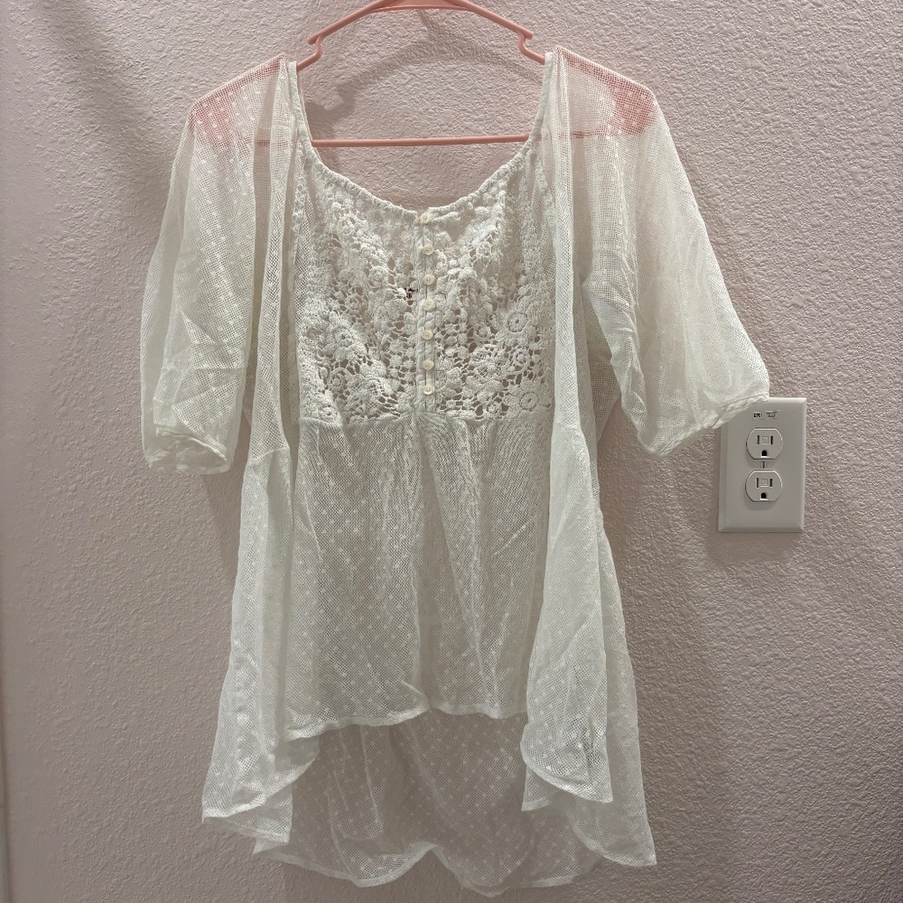 Hollister Y2K Floral White Blouse